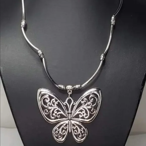 Butterfly Necklace - Picture 8 of 8